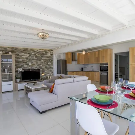 Penthouse Of Views Los Cristianos アパート ロスクリスティアーノス